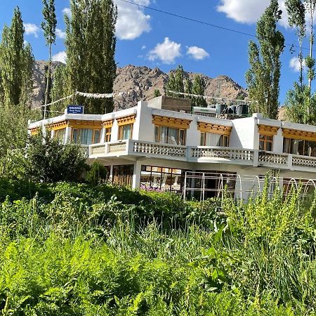 Hinjuma Guest House 레 외부 사진
