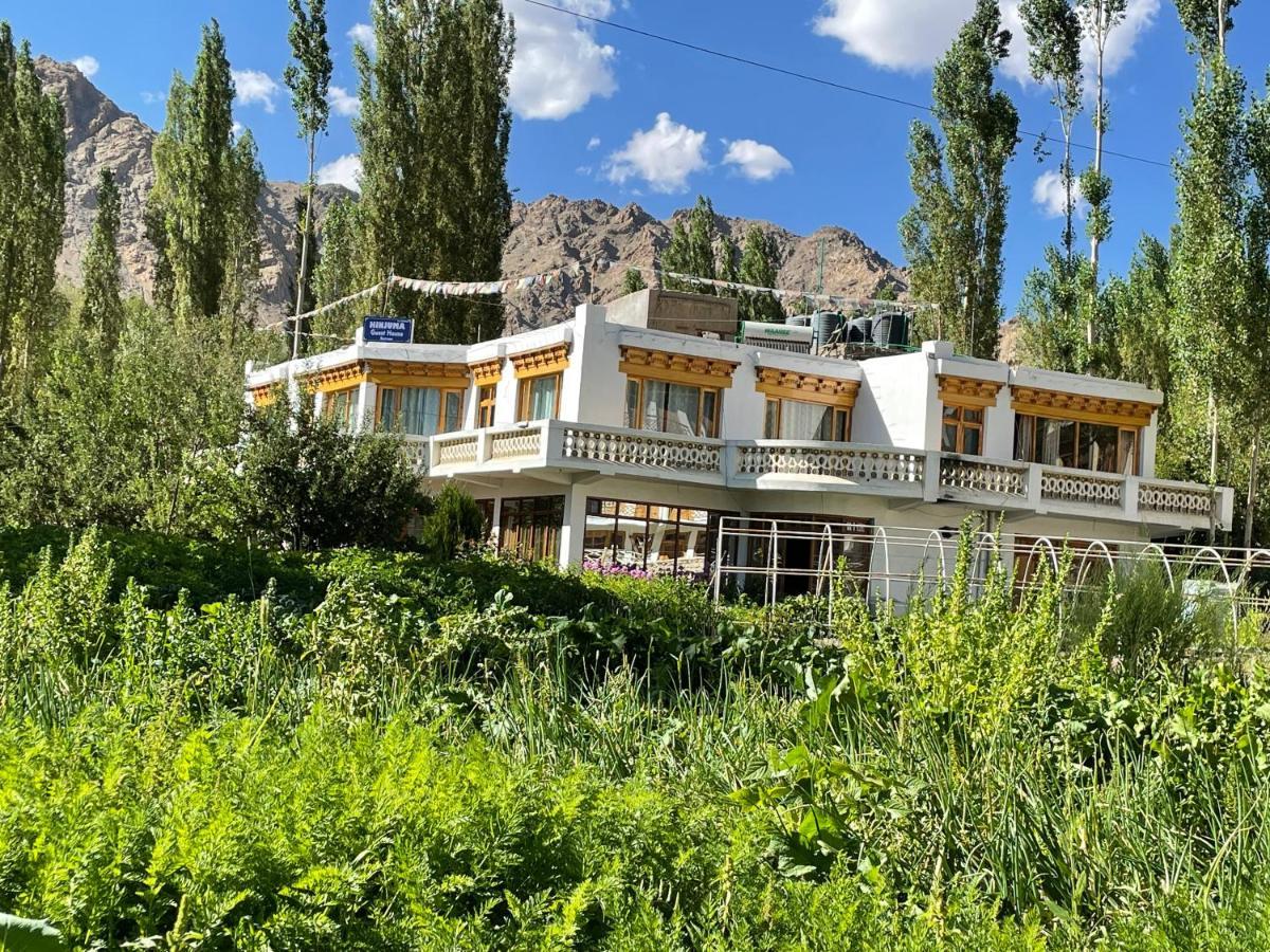 Hinjuma Guest House 레 외부 사진