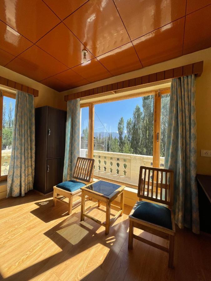 Hinjuma Guest House 레 외부 사진