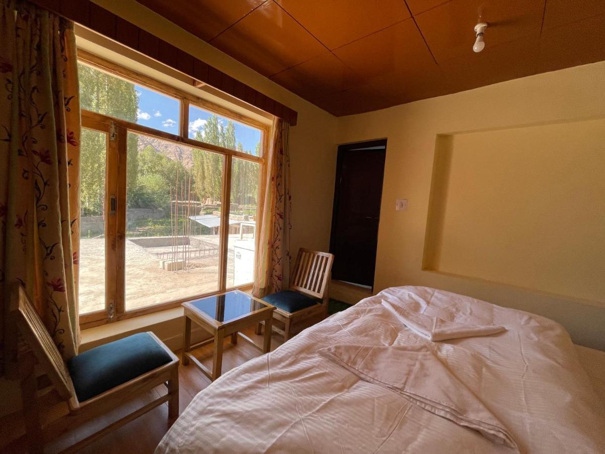 Hinjuma Guest House 레 외부 사진